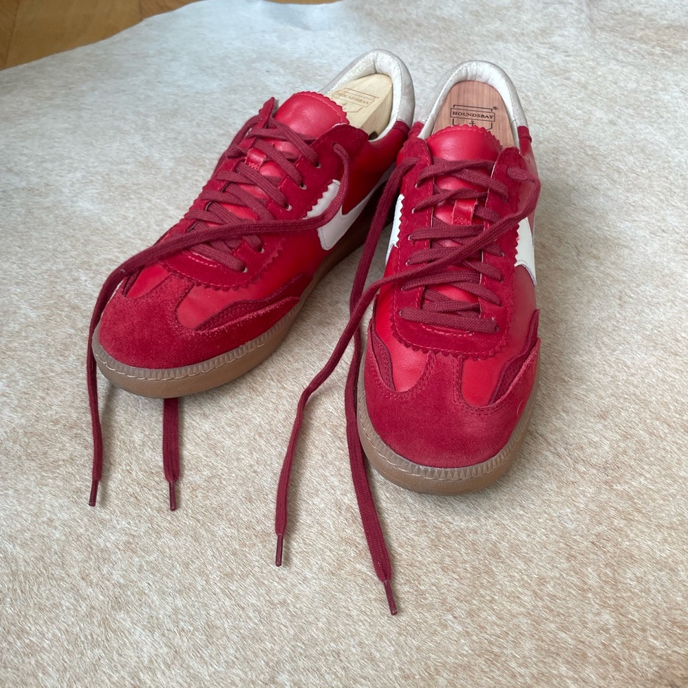 Dolce Vita Sneakers